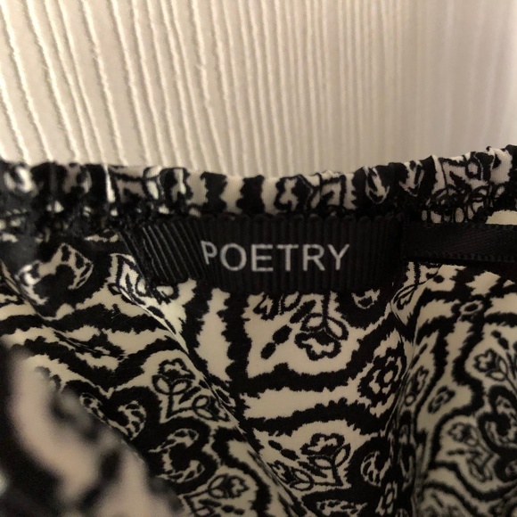 Patterned Romper - Picture 2 of 5